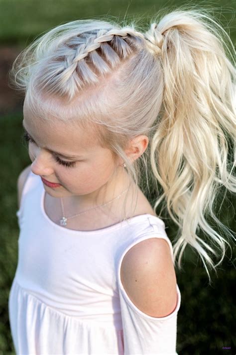 The following tips and tricks will help you create some of the best and most popular little girls hairstyles to date. Little girl hairstyles - mix it up when it comes to your ...