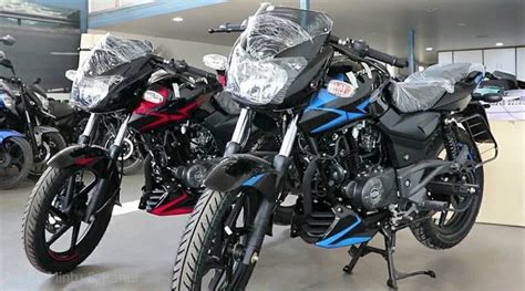 It is available in 1 version. 2019 Bajaj Pulsar 150 Twin Disc to be Priced @ INR 96,300 ...