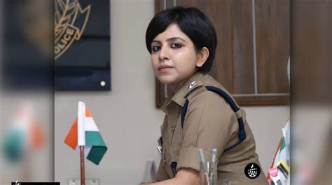 7 Badass Yet Most Beautiful Female Police Officers In India