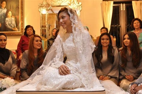 Noh dan nina selamat dinikahkan. (Gambar ) noh hujan & Mizz Nina kahwin | ♥Cintai Aku Seadanya♥