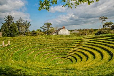 Its headquarters are in kingston, ontario. Gwennap Pit, Redruth | History, Beautiful Photos ...