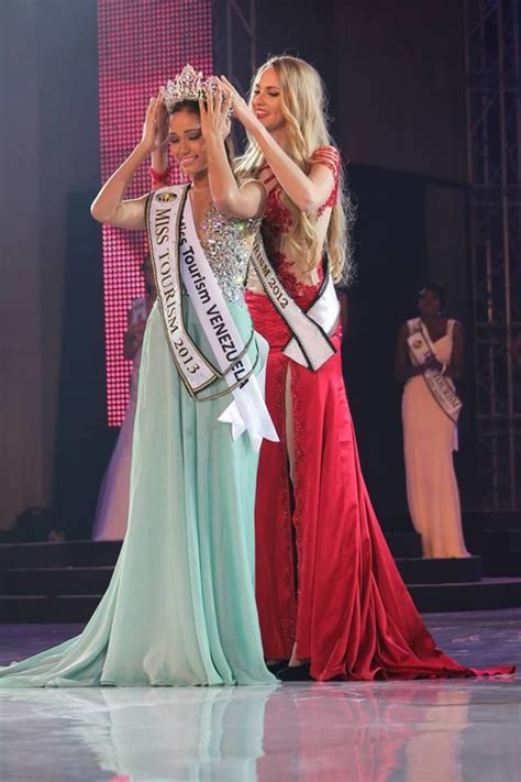 Miss Tourism World 2013 Crowning Moment Crowned In His