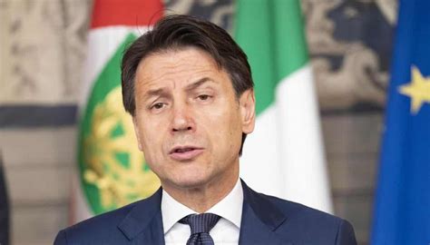 The conte hockey shop is available 24/7. Giuseppe Conte, quanto guadagna il Presidente del Consiglio?