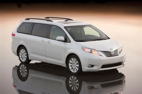 Get 2011 toyota sienna values, consumer reviews, safety ratings, and find cars for sale near you. 2011 Toyota Sienna gets Auto Access Seat - Photos (1 of 11)