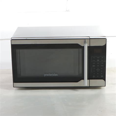 Proctor Silex Black And Chrome 20 07 Cu Ft Counter Top Microwave