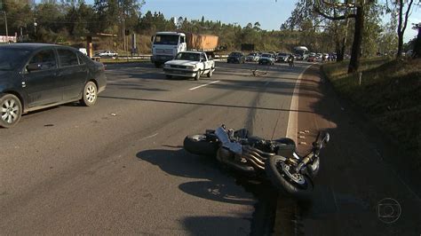 Motoqueiro Morreu Em Acidente Na Br Pr Ximo Capital Bom Dia