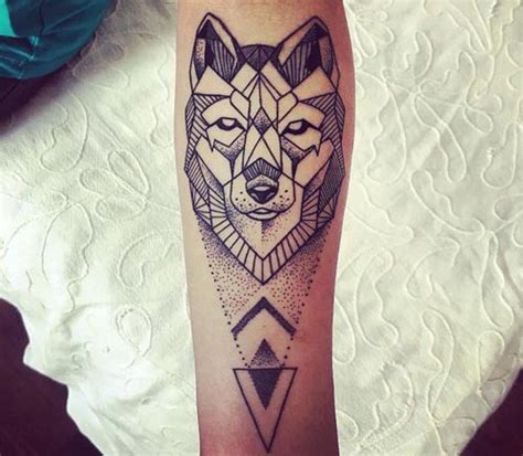 13 Mandala Wolf Tattoo Men