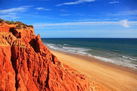 Het strand van santo andre. Schönste Strände der Algarve in Portugal - unsere Tipps