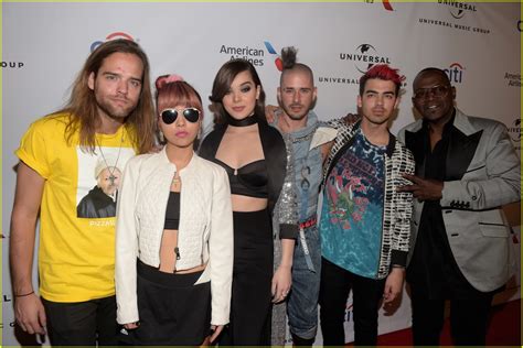 hailee steinfeld hangs with dnce at grammys 2016 after party photo 3580584 hailee steinfeld