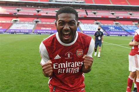 Ainsley Maitland Niles To Manchester United £20m Transfer Solskjaers
