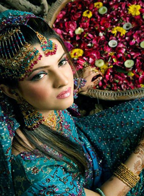 Pakistani New Bridal Dulhan Dresses Pictures Fashion World