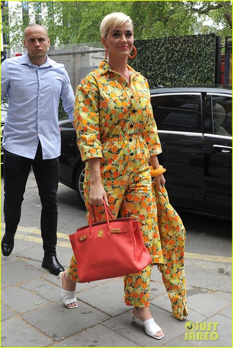 Katy Perry Wears Colorful Floral Jumpsuit For Day Out In London Photo 4281435 Katy Perry