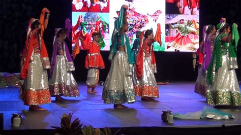 Poorvi Dinesh Gujarati Folk Dance 2015 Youtube