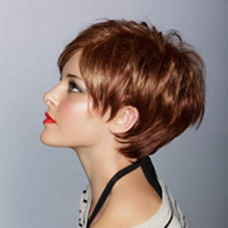 These curly pixie cuts are proof that waves and curls look amazing at any length. Pixie haircut for round face