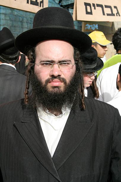 330 Hasidic Hair Pics Stock Photos Pictures And Royalty Free Images