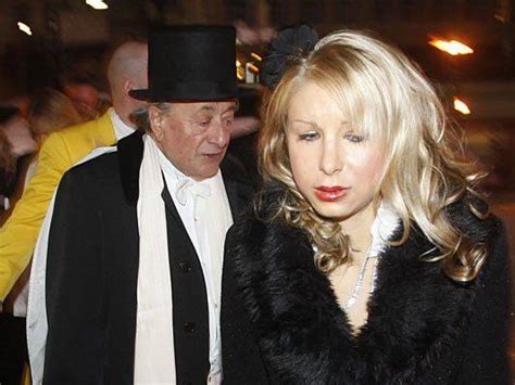 Lunger i celebrytka katzi anastasia sokol, ktłóra również była jego dziewczyną. Richard Lugner und sein Katzi haben sich getrennt - Stars ...