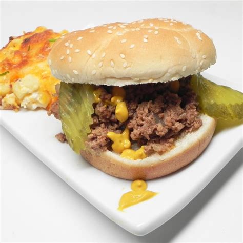 This sloppy barbecued ground beef mixture makes up the filling for delicious sandwiches. "Tastee" Sandwich | Recipe in 2020 | Loose meat sandwiches, Recipes, Bbq recipes