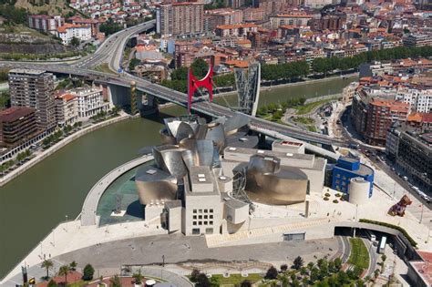 El Guggenheim Bilbao Cumple 20 Años Guggenheim Bilbao Bilbao