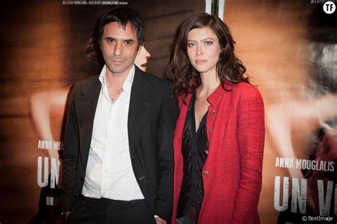 Maybe you would like to learn more about one of these? Samuel Benchetrit : Marie Trintignant et Anna Mouglalis ...