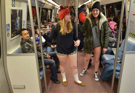 Thousands Go Pantsless For No Pants Subway Ride Houston Chronicle