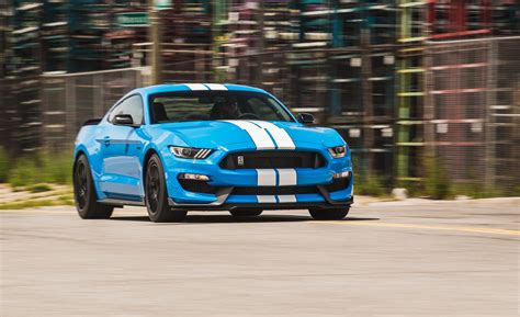 2017 Ford Mustang Shelby Gt350 Gt350r In Depth Model Review Car