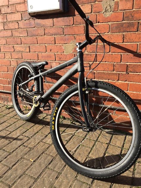 Your bicycle's components are under a warranty from the date of the sale. Street Trials / SKatepark Bike For Sale