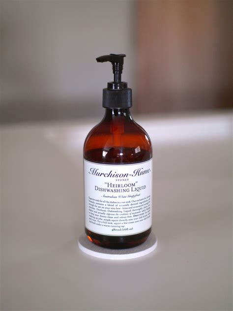 おかえり #ばんのけ へ!うんちゃんです。今日はあのtiktokで人気の洗剤 #バブルーン を使って洗面所を掃除してみました。正直こんなに綺麗になるとは思いませんでした…オススメです!是非一度お試しあれｗ泡が洗浄って見ていてスッキリしますよね♪今回使った商品■らくハピ マッハ. ラブリーキッチン 洗剤 ボトル おしゃれ - 無料の日本イラスト