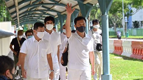 How to pronounce ong ye kung. GE2020: Ong Ye Kung takes down Facebook video with ...