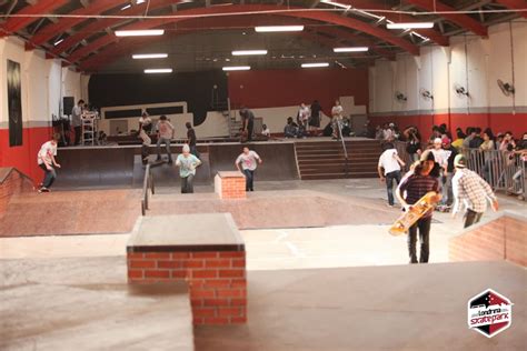 Public and private concrete skateparks. HOUSE SKATEBOARD !: As melhores Skate Parks do Brasil.