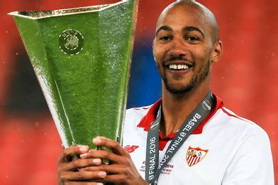€* 15 ara 1988, colombes, fransa. Transfert : N'Zonzi, la Juve avant l'équipe de France ...