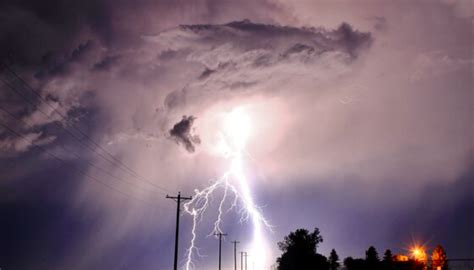 Météomédia In Photos Scary Alberta Skies As Powerful Storms Crackle
