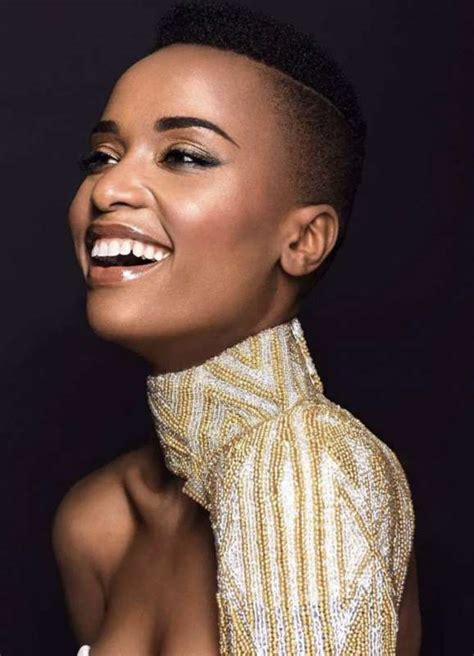 She represented south africa at the prestigious competition held at the tyler perry studios in atlanta on december 8, 2019, and was crowned miss universe. Zozibini tunzi miss universo 2019 2 - Dago fotogallery