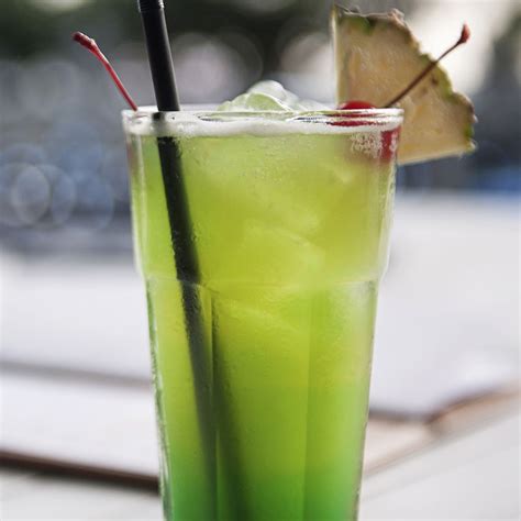 Sprinkle cloves or cinnamon on top, and serve; Pin on Drinks (Alcoholic)