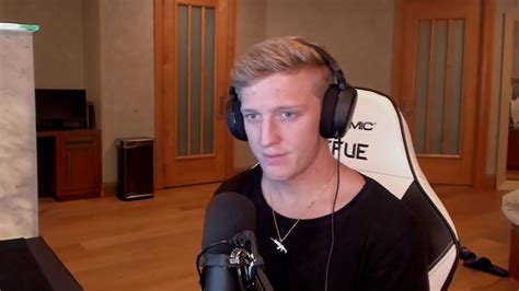 Faze Tfue Returns To Streaming After Being Banned From Twitch Dot Esports