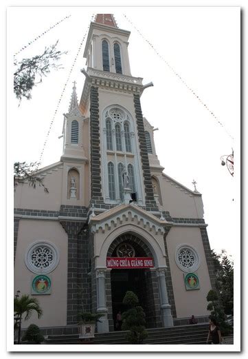 Click Photo Blog Vietnamese Churches In Saigon Nha Tho Huyen Si
