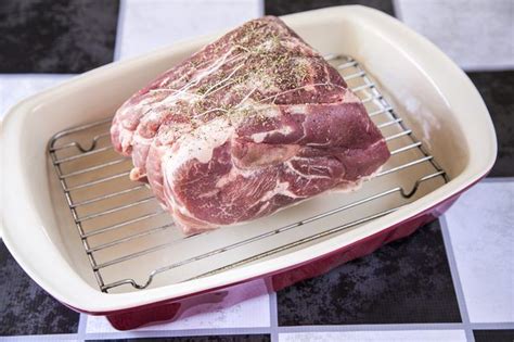 Salt, stock, flour, bone, rosemary, pork shoulder roast, olive oil. How to Cook a Pork Roast Bone-in | Livestrong.com | Pork ...