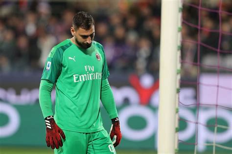 There are reports mino raiola is demanding €10m per year wages for milan goalkeeper gianluigi donnarumma. MN: Donnarumma rejects PSG and Spurs - renewal until 2023 agreed with Milan