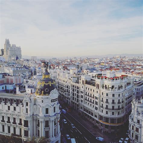 I decided to go for white, angels, and crusade. A walk in Madrid: my ultimate hobby to check out doors ...