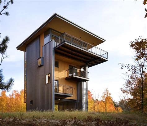 4 Storey Tall House Reaches Above The Forest To See The Lake