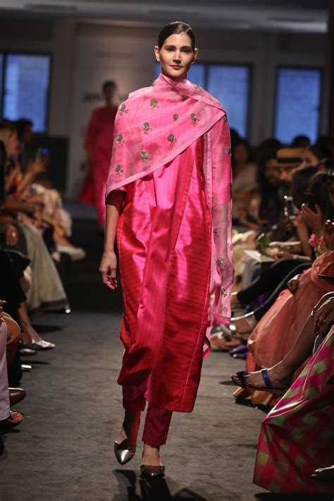 All The Looks From Sanjay Garg At Aifw Ss16 Indian