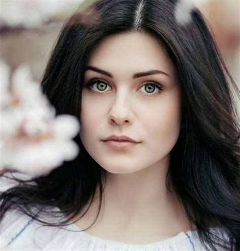 Related questions ( 1 questions found ). How to Give Yourself Different Colored Eyes Like Mila Kunis