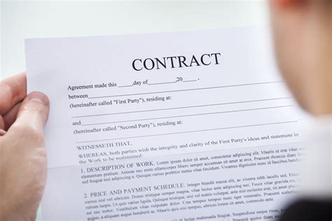 How to resign from your job without a problem in the UAE