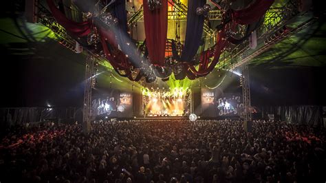 Paaspop, ein dreitages festival mit ca. Programma Paaspop 2014 compleet en time tables nu online ...