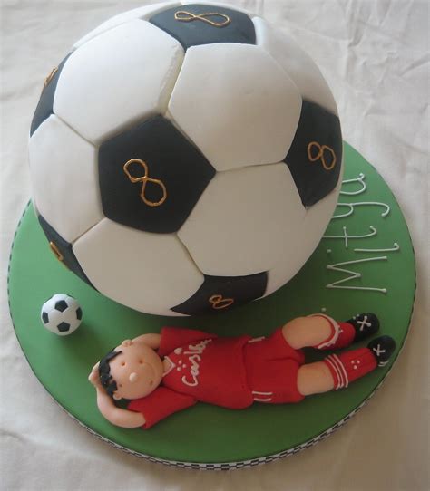 Untitled liverpool cake football themed cakes football birthday cake. liverpool fc cake (dreaming of football) | football cake ...