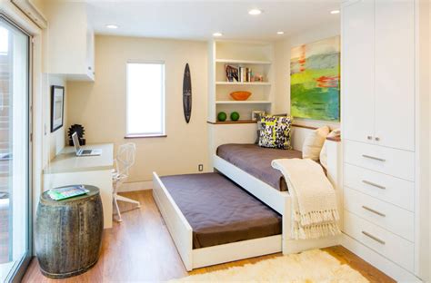 Whether you need somewhere to store your clothes, or the perfect spot to keep books and other bedtime essentials, you'll find plenty of inspiration here. Cool Beds For Small Rooms With Limited Storage
