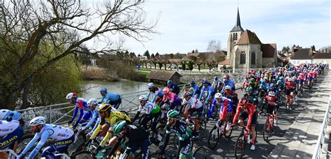 Includes route, riders, teams, and coverage of past tours Volg hier de vierde etappe van Parijs-Nice 2019 | WielerFlits