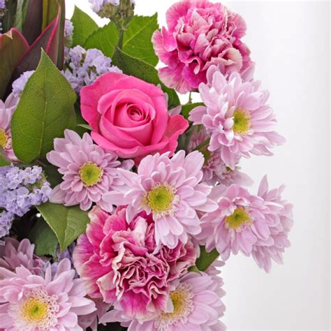 With your individual touch, you can send a sweet message that's extra thoughtful. Happy Birthday Bouquet