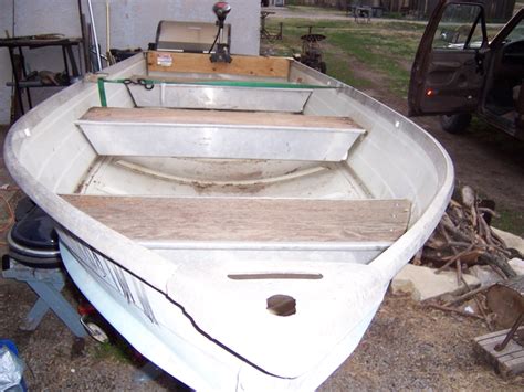 14 Foot V Bottom Montgomery Wards Seaking Aluminum Boat