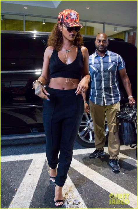Rihanna Displays Her Amazing Body After Her Barbados Vacation Photo 3435010 Bikini Rihanna