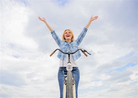 Woman Enjoy Freedom While Riding Everyday Bicycling Make You Happier
